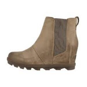 Sorel Joan of arctic ll wedge booties tan leather size 9